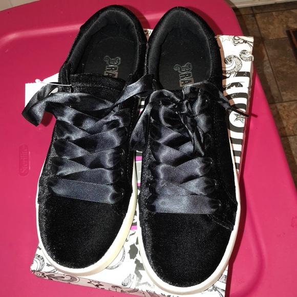 Brash Shoes Brash Womens Black Cora Velvet Sneakers Black 8 Poshmark